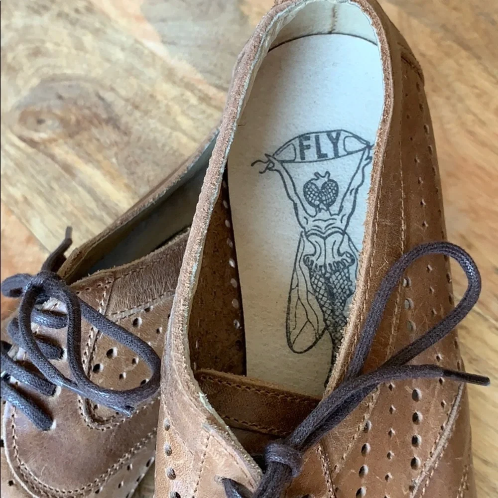 FLY London unisex perforated derby shoes - Picture 4 of 7